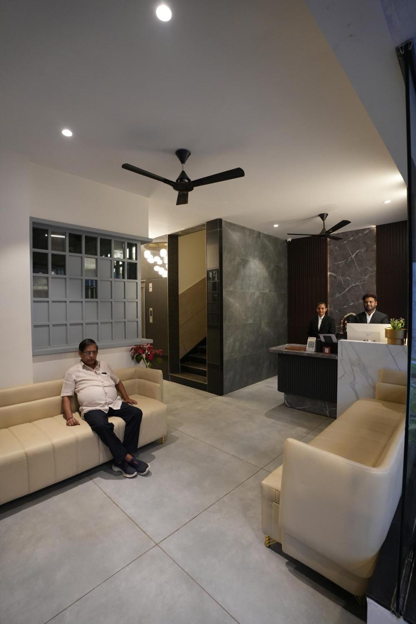 Hotel Swathi Hospet Eksteriør billede